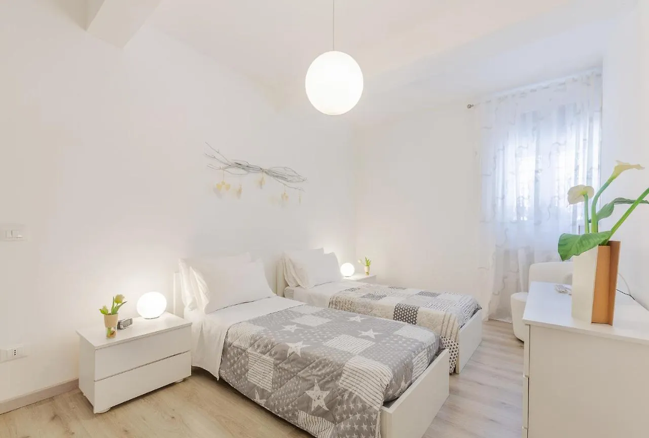 Un'Oasi Di Pace Apartment Ferrara 0*,